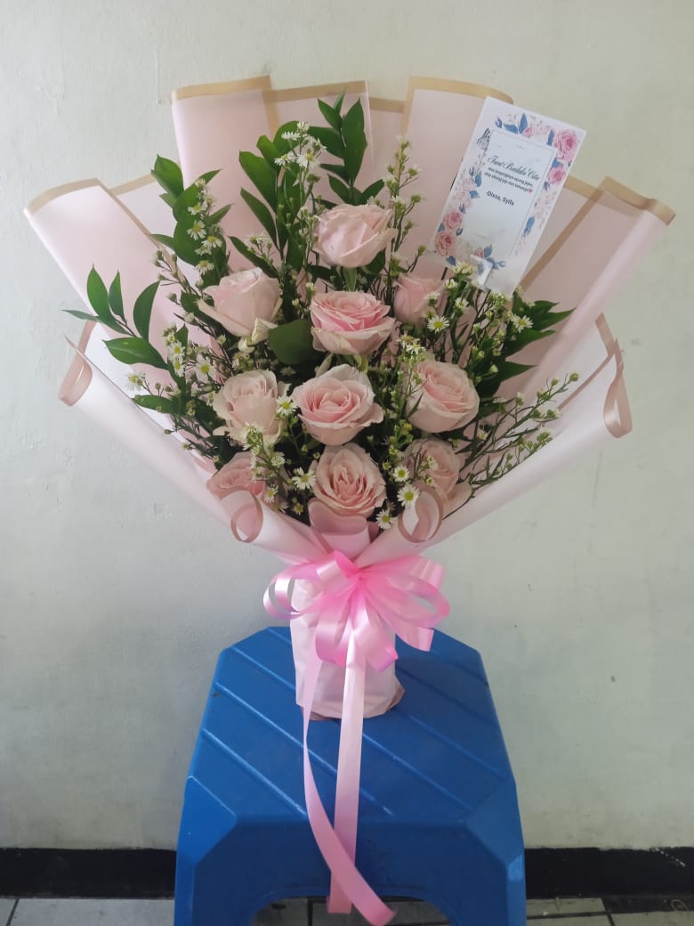 Hand Bouquet #19